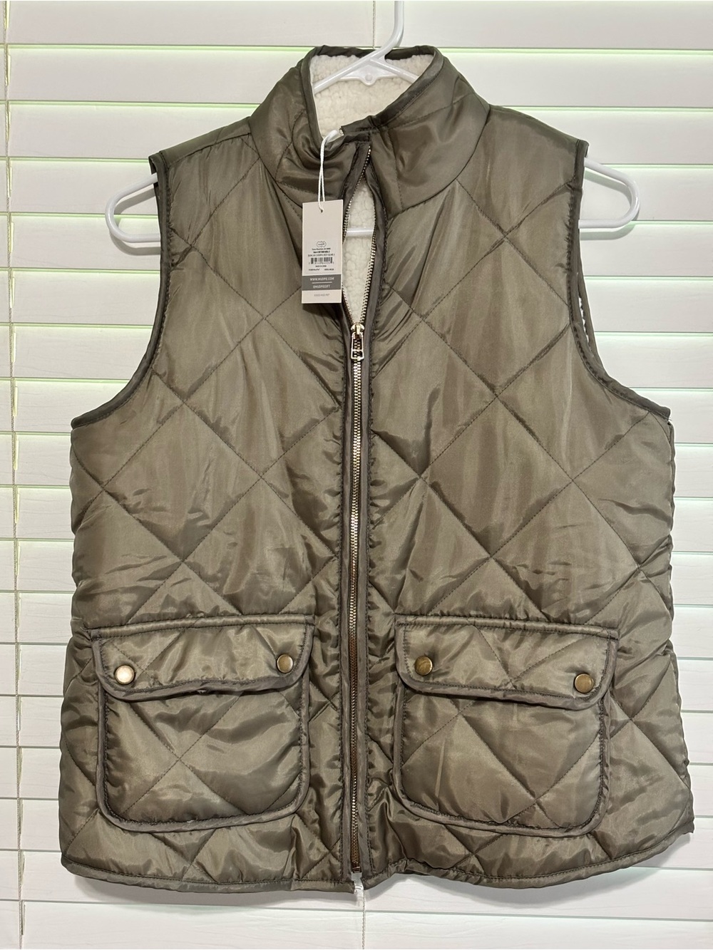 Mudpie Duncan Sherpa Quilted Olive Green Women's Puffer Vest Small NWT